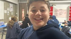 Heidi Bon's Instagram, Twitter & Facebook