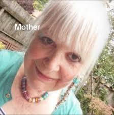 Louis Partridge Harry Potter