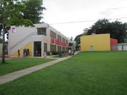 Maestros y administrativos se quejan, pues aseguran que la pandemia no fue su culpa, luego de que se difundió un anteproyecto sobre el próximo ciclo escolar. Escuela Elemental De La Universidad De Puerto Rico