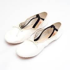 Shop for wrap ballet sweater online at target. Https Amrstore Com Daily Https Amrstore Com Products J Brand Selena Mid Rise Crop Bootcut 2021 04 09t15 15 50 02 00 Daily Https Cdn Shopify Com S Files 1 1578 7549 Products 11306867 V1 Jpg V 1524152413 J Brand Denim Selena Mid Rise Crop