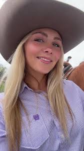 Come and get your love💜😉 #fyp #cowgirl #7forallmankinddojos #ootdinspo  #western #rodeo