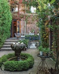 25 Jardins Secrets Inspirants Caches En Plein Cœur De La Ville City Garden Urban Garden Secret Garden