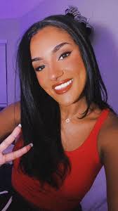 Twitch Streamer Goes Live with New PC and Tech Struggles