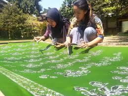 Adapun nomor pokok sekolah nasional (npsn) untuk sman 1 pati ini adalah 20339021. Siswa Smk N 3 Pati Kembangkan Batik Untuk Seragam Sekolah