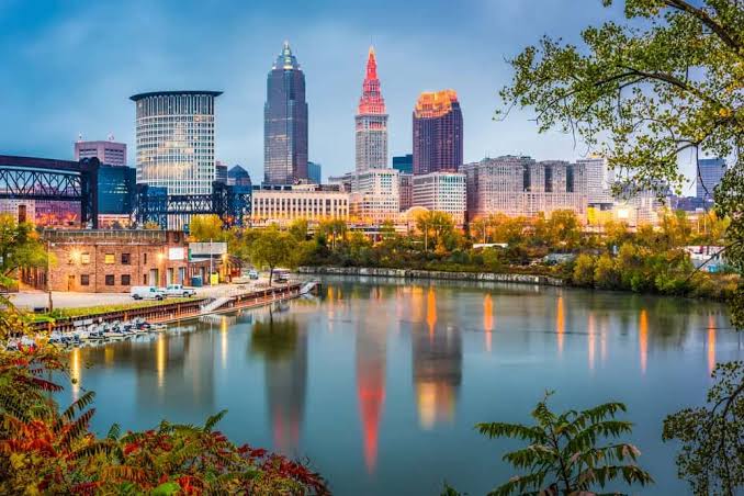 Moving to Cleveland? Here Are 16 Things to Know | Extra Space Storage