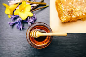 Der manuka honig ist ein honig, der in seiner wirkung einzigartig ist. Manuka Honig Wirkung Und Anwendung Heilpraxis