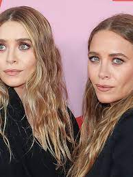 As of april 2021, the olsen twins have a combined worth of $500 million. Diese Outfit Ideen Schauen Wir Uns Von Den Olsen Twins Ab Stylight