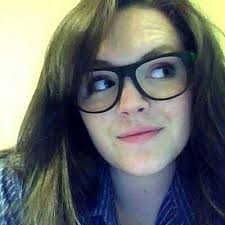 Courtney Greig's Instagram, Twitter & Facebook