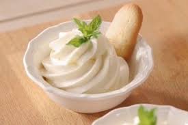 Non possiamo di certo definirla dietetica, ma vegetale, sana, versatile e senza olio di palma, questo sì. Fatto In Casa Per Voi Ricetta Dolce Mousse Al Limone Di Benedetta Cliccando News