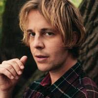 Tom Odell Announces Sixth Studio Album 'Black Friday' With New Single  Somebody Else