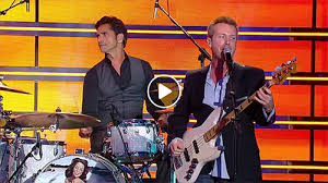 County fair and the old friends performed multiple songs together. John Stamos Drums Up Good Vibrations With The Beach Boys Ravinia Backstage