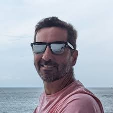 Thomas Klausing's Instagram, Twitter & Facebook