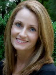 Waiting On The Rain: Connor, Claudia: 9781732022423: Books