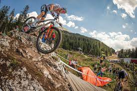 Mail dan je cv met motivatie naar r.beerlage@vanderpoelijs.nl. Meet The Riders And Their Rides Mathieu Van Der Poel Mountain Bike Action Magazine