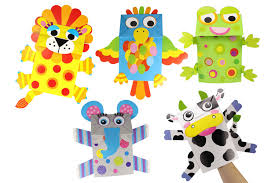 Rien de mieux que les marionnettes pour créer des spectacles faire le tour du monde avec un petit théâtre de marionnettes au bout des doigts, c'est la promesse de cette merveilleuse activité manuelle. Marionnettes Animaux Set De 5 Kits Activites Jeux A Fabriquer 10 Doigts