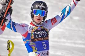 Us ski star mikaela shiffrin became the first person to claim 15 world cup wins in a single season with slalom victory saturday. Mikaela Shiffrin Die Beste Skirennfahrerin Der Welt Ist Wieder Single