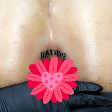 Flowers, fairy, dream cacher, ribbons and other feminine designs are very popular among females for tattooing their bums. Nothing Screams Friendship Like Tattoos By Jen Doe Facebook