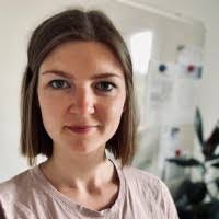 Sandra Ammon's Instagram, Twitter & Facebook