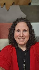 Serena Cunningham's Instagram, Twitter & Facebook