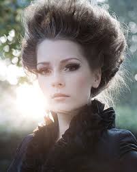 Katrina Chevalier (thekatbalou)