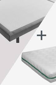 Sommier à lattes pour couchage 140x190cm constitué avec ses lattes en bois multiplis; Pack Matelas Enfant Aloe Vera Sommier Bois Pieds Kadolis