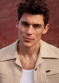 Nick Lacy's Instagram, Twitter & Facebook