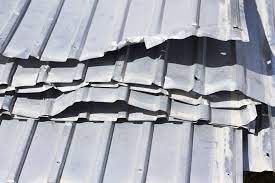 Aluminum Siding: Repair Or Replace? - Thompson Creek