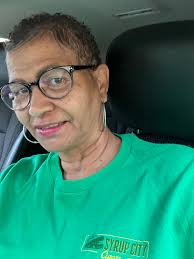 Should my sister sell cigar-themed shirts and footwear?