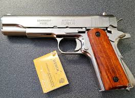 For help identifying 1911 style guns, see 1911 gallery. Replica M1911 Us Colt Hand Gun Pistol Denix Nickel Strip Down Type Wooden Grips Jb Military Antiques