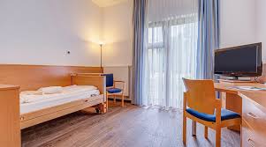 Our teams of engineers, scientists. Unterbringung Im Patientenzimmer Der Park Klinik
