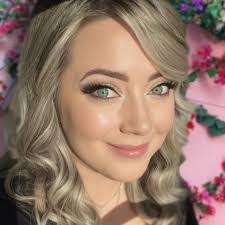 Danielle Fetzer's Instagram, Twitter & Facebook