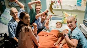 Der club der roten bänder ist wohl der überraschungserfolg im deutschen fernsehen. Club Der Roten Bander Staffel 1 Geek Germany