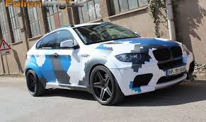 See eight shots of the car and three additional photos of the interior. Bmw X6m Vollfolierung Inkl Camouflage Folienking
