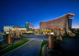 Choctaw Casino Resort Durant Durant Featuring A Seasonal Outdoor Pool With Cabanas Swim Up Bars Fire Pits And 6 Hot Tub Choctaw Casino Casino Resort Resort