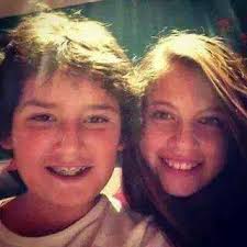 It was adapted in mexico by alejandro pohlenz, marcia del río, and pablo ferrer. Emilio Osorio E Isidora Vives Officialmente Novios Accueil Facebook