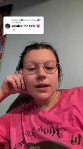 Ezra Wright's Instagram, Twitter & Facebook