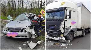 Accident acum 30 min in baia sprie , 2 masini (renault scenic vs peugeot 307 ). In Vinerea Mare Un BÄƒimÄƒrean De 27 De Ani A Murit Azi In Accident Rutier La Ileanda Ziarmm