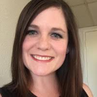 Keri Leach's Instagram, Twitter & Facebook