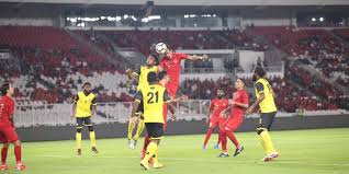 Check spelling or type a new query. Teknik Dasar Menyundul Bola Atau Heading