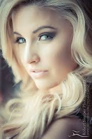 Robert Sleeper's Instagram, Twitter & Facebook