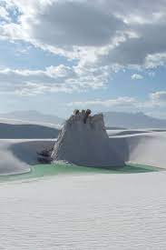 White Sands National Monument Located About 25 Km Southwest Of Alamogordo In Western Otero County And No Amazing Nature Photos Desert Places National Monuments