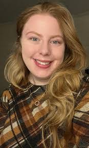 Kari Cornett's Instagram, Twitter & Facebook