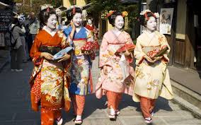 For example, a long oversized tunic in colorful prints and beautifully wrapped turbans of the traditional cameroonian clothing. Traditional Clothes Around The World Living Local