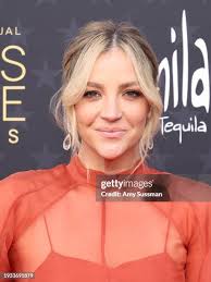 469 Amy Elliott Photos & High Res Pictures