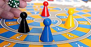 Este un joc ce presupune multa imaginatie, dar si cunoasterea mai multor aspecte legate de lumea de aceea, este adecvat copiilor mai mari 5 ani. ÈÄrile Care JoacÄ Cel Mai Mult 2021