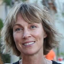 Julie Tobias's Instagram, Twitter & Facebook