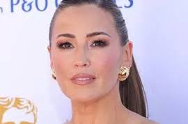 Alba and Garner to be honoured as mums