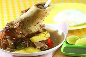 Resep sop daging sapi, sajian hangat yang disukai semua anggota keluarga. Sup Sumsum