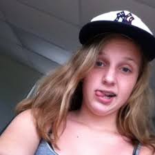 Brooke anders (@brookieashby)