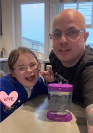 Sea monkey feeding/update #ZanderandLacey #seamonkeys #fatherdaughter  #scottishtiktok #fyp